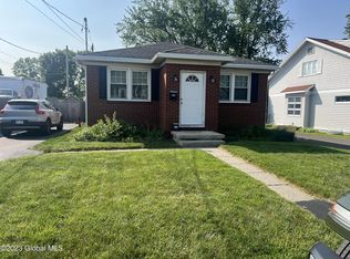 2 Van Buren Ave, Albany, NY 12205