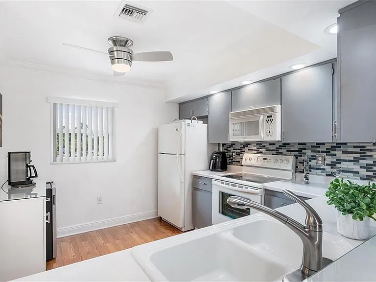 2700 Nebraska Ave #5-203 — Photo 4