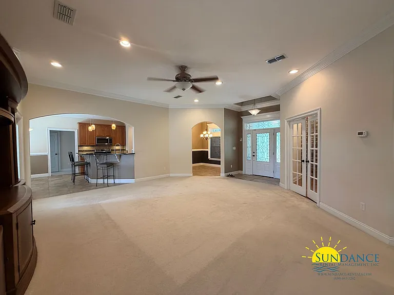 213 Golf Course Dr — Photo 4