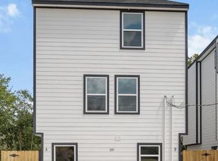 335 Connecticut St #A, Houston, TX 77029