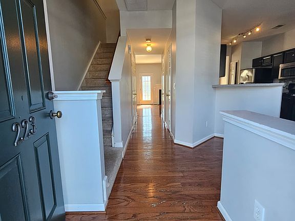 2nd image of 223 Spring Crossing Cir