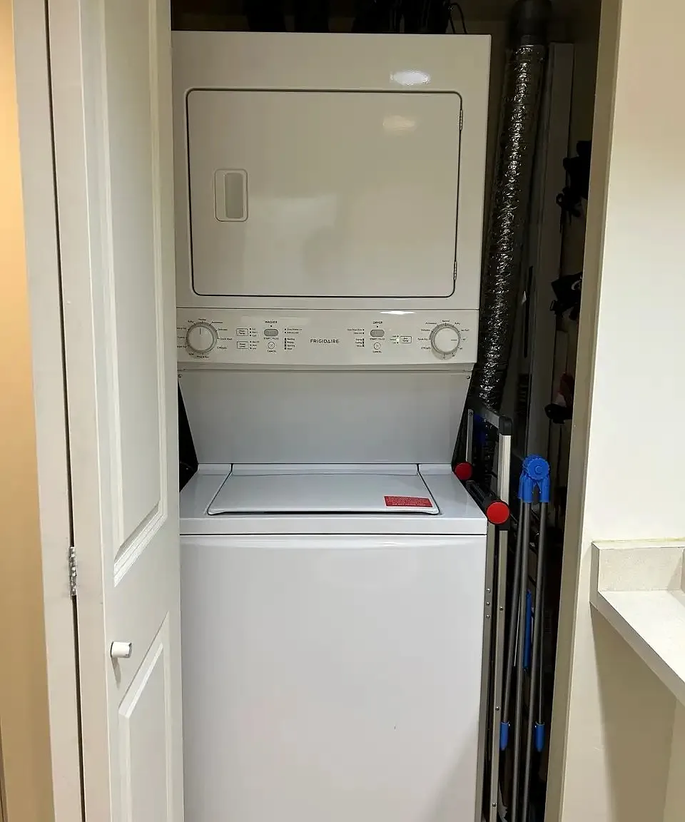 1 bed, 550 sqft, $3,000 — Photo 4