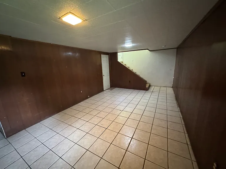 6404 Kaslo Ct — Photo 8