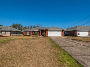 1590 Oakhill Rd, Gulf Breeze, FL 32563