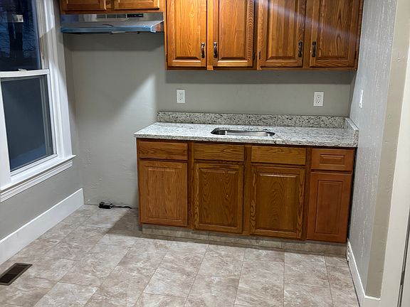 4th image of 31 Arlington St #1