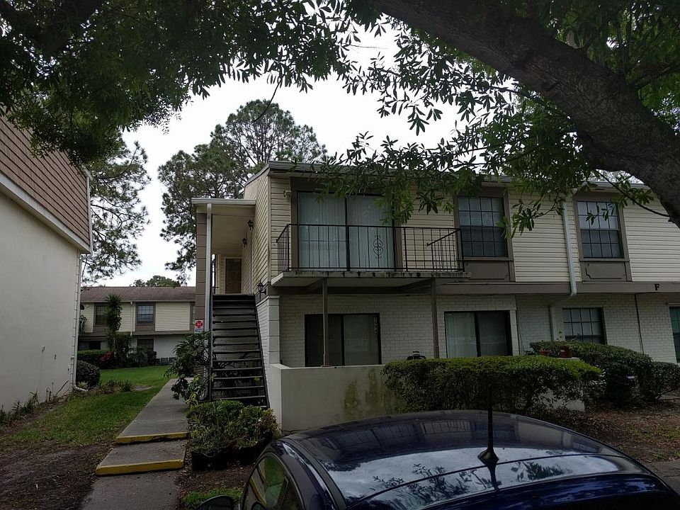 1st image of 5998 Village Cir #5998