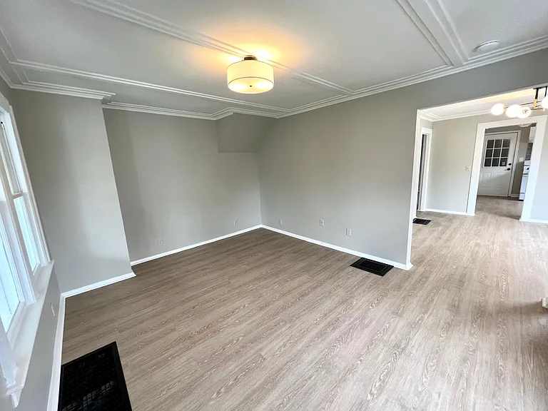 102 Hazel St #1 — Photo 12