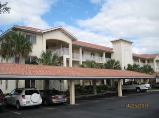 7808 Regal Heron Cir APT 204, Naples, FL 34104