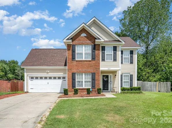 8127 Trotter Rd, Charlotte, NC 28216