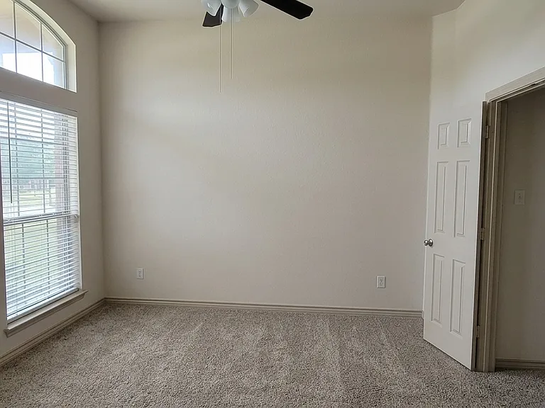 13733 Alterna Dr — Photo 15