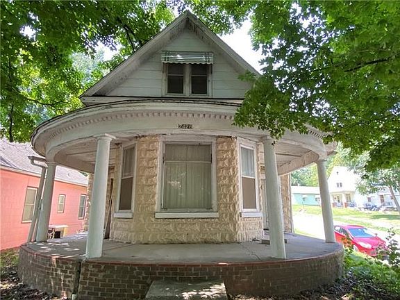 2nd image of 2426 N 7th St