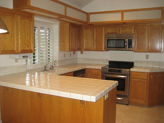 2nd image of 7607 Halladale Ct