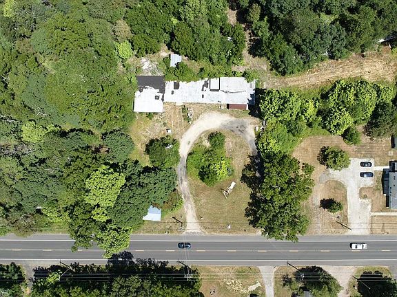 4th image of 108 Route 40