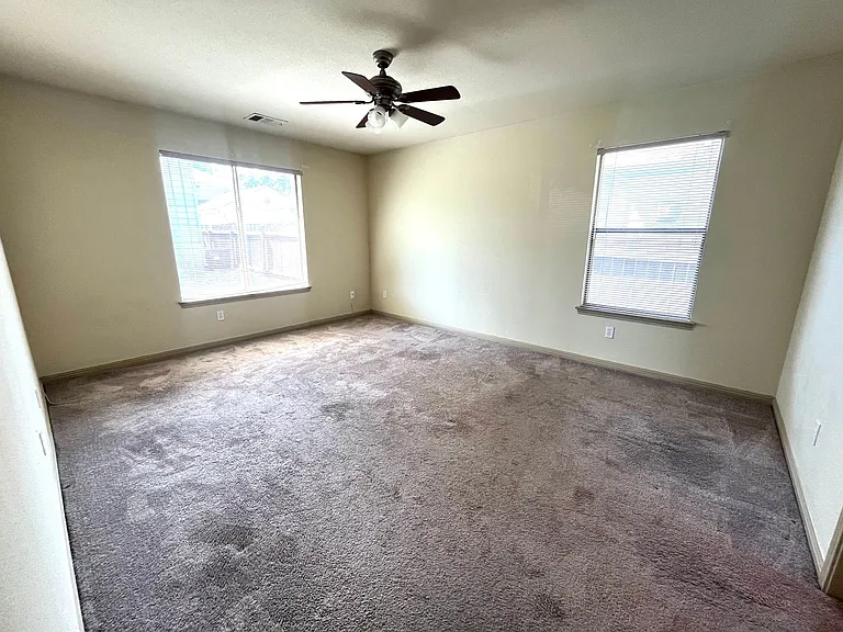 5413A Roosevelt Ave — Photo 18