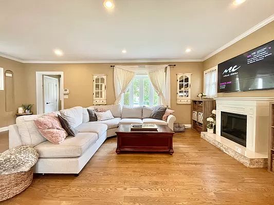 2nd image of 15-34 146th St