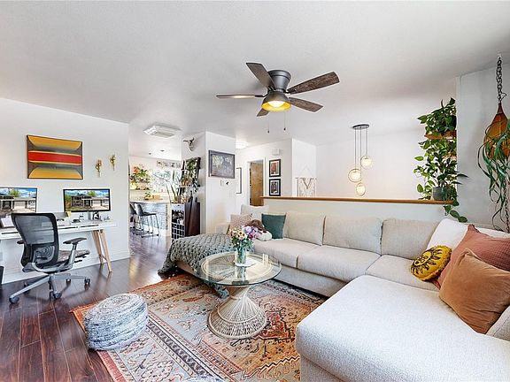 5th image of 1038 Lamar Street #B