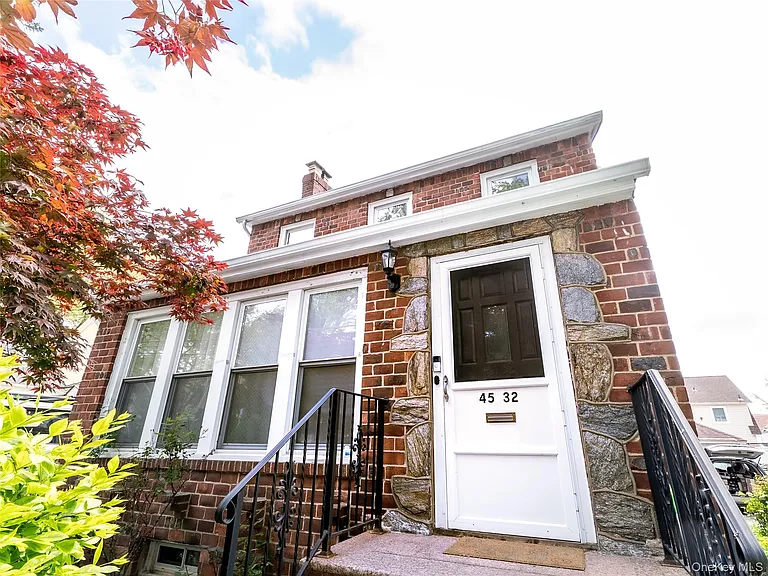 4532 Westminster Rd — Photo 1