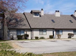 822 White Oak Dr APT 4, O Fallon, IL