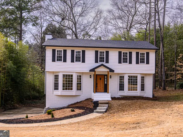3821 Oxford Way E, Marietta, GA 30062