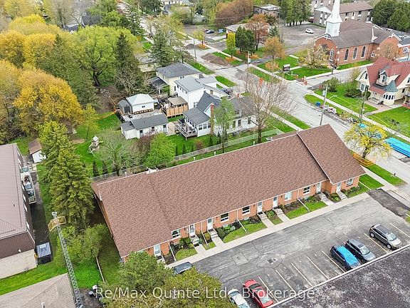 3rd image of 45 Prince Edward St Unit 5