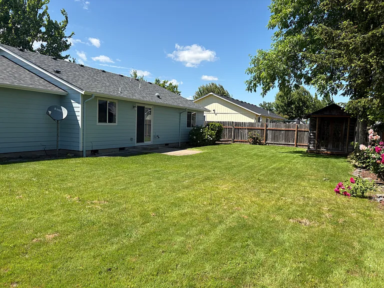 2424 Melrose Loop — Photo 40