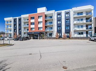 245 Grey Silo Rd #203, Waterloo, ON N2K0G6