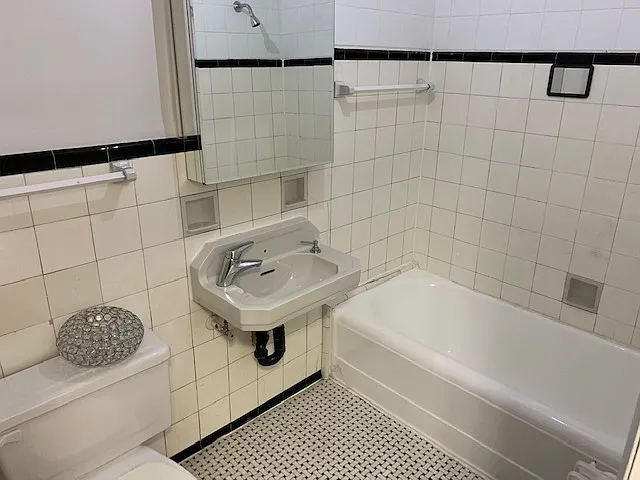195 Cooper St #10 — Photo 11