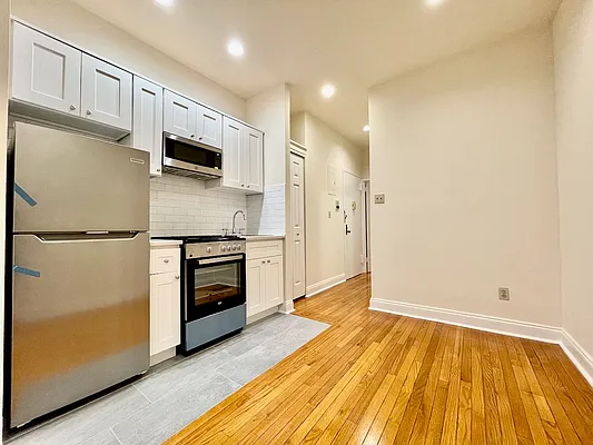 Rented by J & L Holding Corporation | media 5