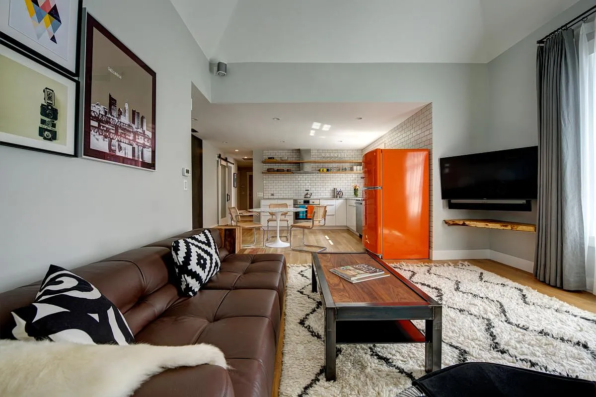52 W Russell Street — Photo 1