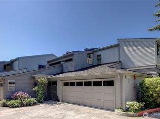 9903 Lake Washington Blvd NE #201, Bellevue, WA