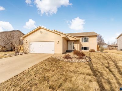 6600 W 67th St, Sioux Falls, SD, 57106