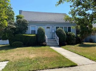 2191 Washington St, Merrick, NY 11566