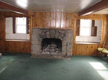 4th image of 33286 Lakeside Dr