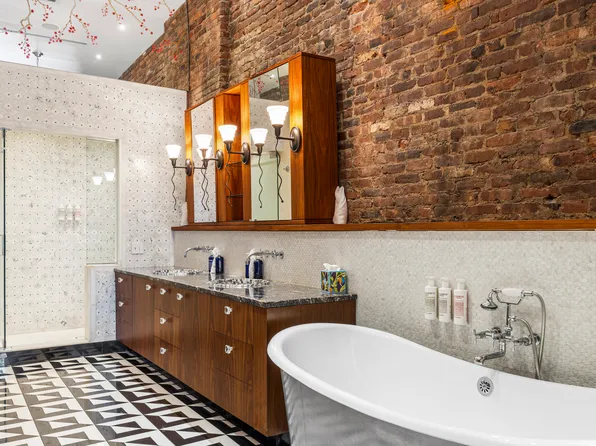 10 East 14th Street image 36 of 55