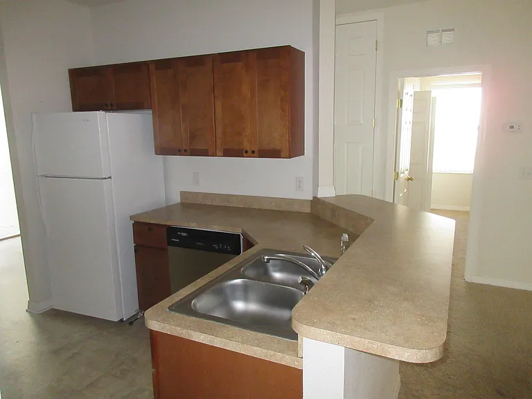 1211 Knollwood Dr — Photo 8