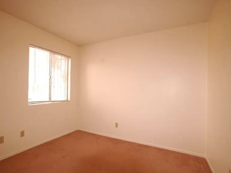 3988 N Roger Ln — Photo 7