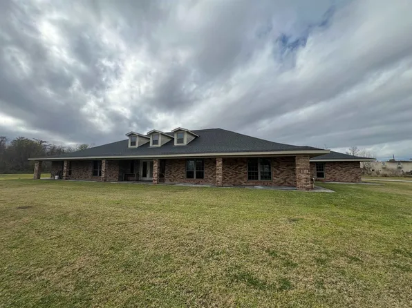 232 W 16th St, Larose, LA 70373
