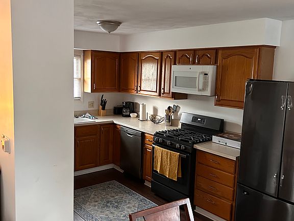Kitchen - fully equipped