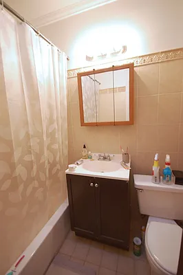 Rented by REAL New York | media 12