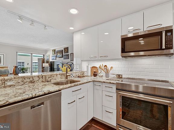 5th image of 777 7th St NW APT 1119