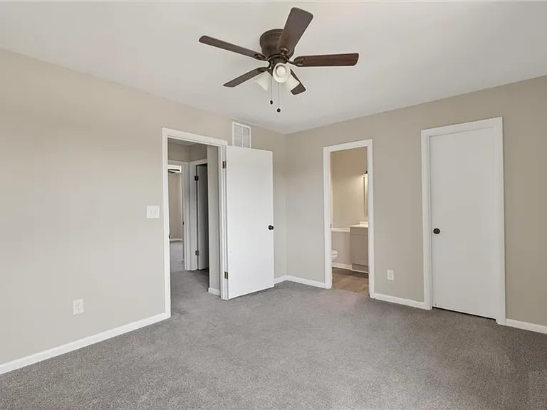 3017 Herrmann Ct — Photo 10