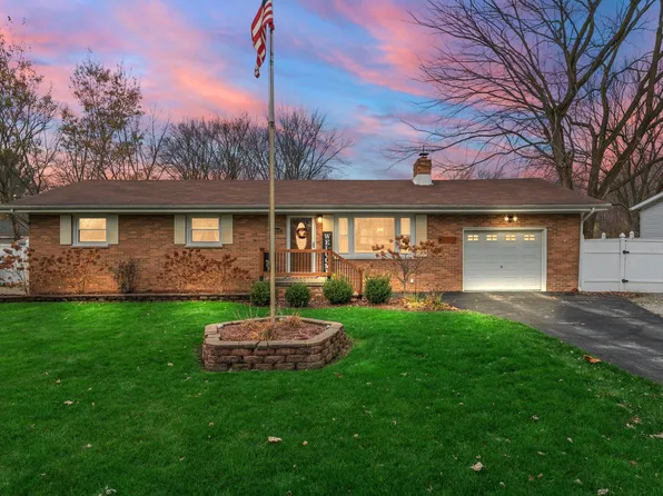 16018 Eastview Pl, Lowell, IN 46356
