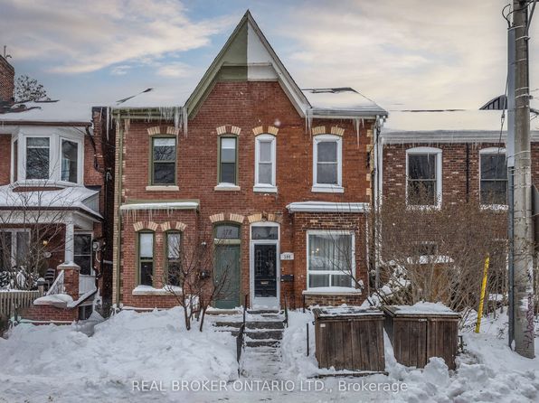 180 Lippincott St #C01, Toronto, ON M5S 2P1