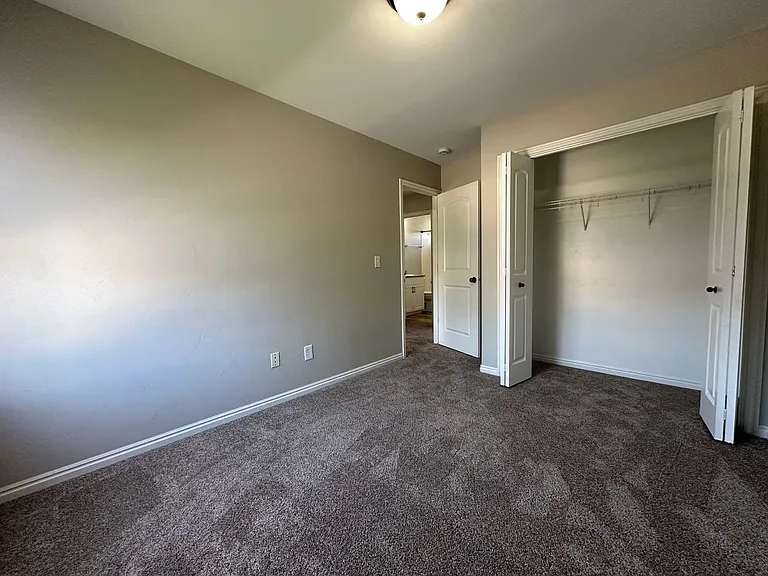 3528 W Newland Loop #1 — Photo 32