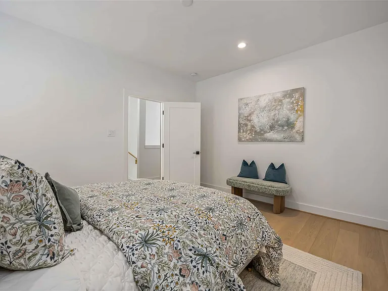 3028 Lamar St — Photo 32