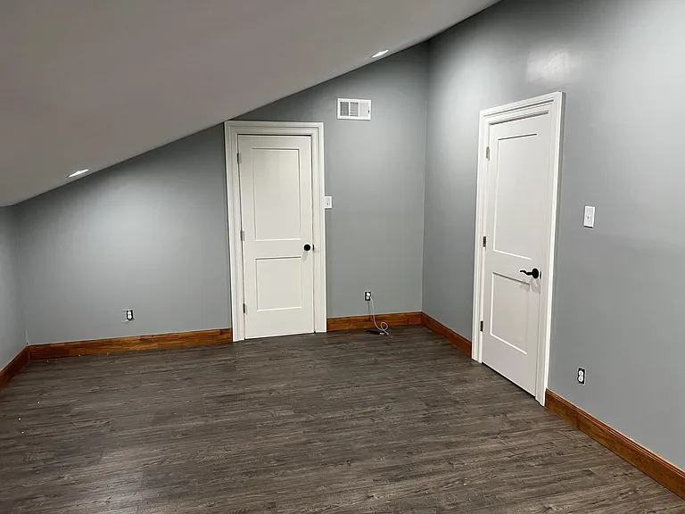 3524 Calhoun St — Photo 32