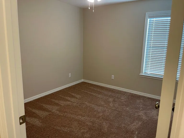 102 Praire Creek Dr — Photo 6