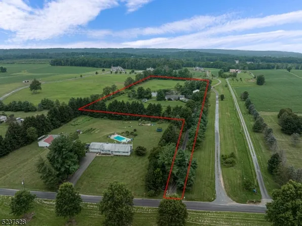 42 Dunkard Church Road, Delaware Twp., NJ 08559