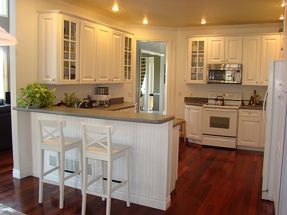 Great Kitchen for Gathering