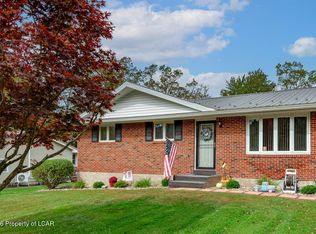 33 Balsam Rd, Wilkes Barre, PA 18702